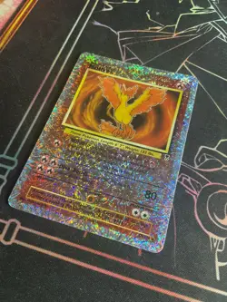 Moltres 30/110 Legendary Collection Reverse Holo Rare Pokemon Card - Image 2