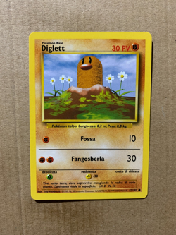 ITALIAN Diglett 47/102 Base Set - Common Pokemon Card - NM/Mint - Image 1
