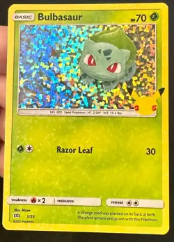 Bulbasaur HEAVY HOLO BLEED 22/25 2021 McDonald's 25th Anniversary Pokemon Card - Image 2