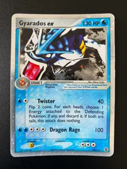 POKEMON GYARADOS EX HOLO RARE 109/112 FIRE RED & LEAF GREEN ENGLISH MP - Image 1
