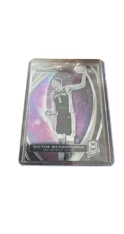 2023-24 Panini Spectra Victor Wembanyama Titan Rookie RC #8 Spurs - Image 1
