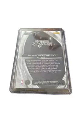 2023-24 Panini Spectra Victor Wembanyama Titan Rookie RC #8 Spurs - Image 2