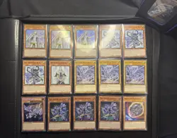 Yu-Gi-Oh! Blue-Eyes Competitive Deck NEW + 91 Extra Cards + SDK-001 + Deck Box - Image 4