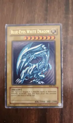 Blue-Eyes White Dragon SDK-001 Starter Deck: Kaiba Yu-Gi-Oh - Image 1