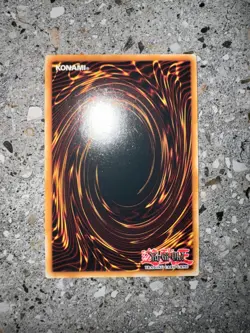 Yugioh TCG Blue-Eyes Toon Dragon RA05-EN003 Starlight Rare 1st Edition EU NM-M - Image 4