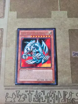 YUGIOH BLUE-EYES TOON DRAGON LCYW-EN103 RARE 1ST ED NM - Image 1
