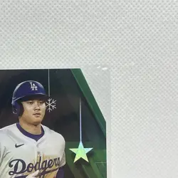SHOHEI OHTANI (LOS ANGELES) - 2025 TOPPS HOLIDAY "EVERGREEN" DIE-CUT INSERT CARD - Image 2