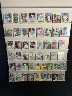 1970’s Topps Baseball 50-Card Lot HOF’s Stars Rookies EX-NRMT Vintage - Image 1