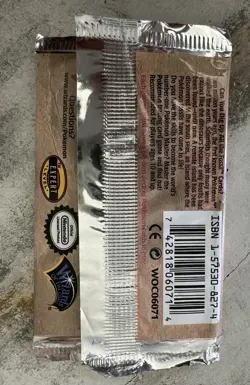 Pokemon Wizards of the Coast Fossil Booster Pack 1999 742818060714 - Image 2