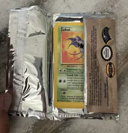 Pokemon Wizards of the Coast Fossil Booster Pack 1999 742818060714 - Image 3