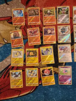 2018 Pokemon Sun & Moon TEAM UP REVERSE HOLO LOT OF 40 CARDS - Image 2