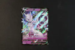 Mewtwo V 030/078 Holo Shiny Pokemon TCG Card Pokemon Go 2022 NEAR MINT - Image 1
