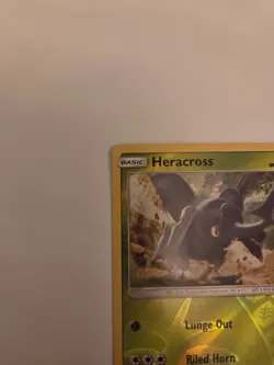 Heracross 9/236 Reverse Holo - Sun & Moon Cosmic Eclipse - Pokemon TCG - NM - Image 2