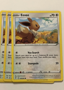 Pokemon TCG Evolving Skies 3x Playset Eevee 125/203 Near Mint - Image 1