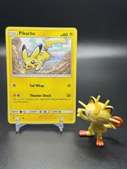 Pikachu 40/147 Pokemon Sm-Burning Shadows Regular - NM - Image 1