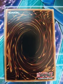 Yugioh Dark Magician MVP1-ENGV3 LIMITED EDITION NM GOLD - Image 2