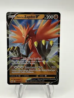 Galarian Zapdos V SWSH06: Chilling Reign 080/198 Pokemon - Image 1