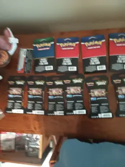 11 Packs Of Pokemon Cards!Total 165 Cards! MC!Sealed/ Mixed Packs! - Image 3