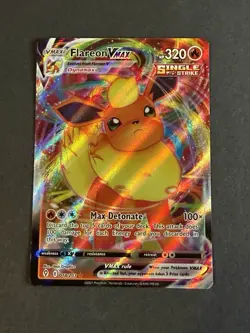 Pokemon TCG Flareon VMAX Full Art Evolving Skies 18/203 - Image 1