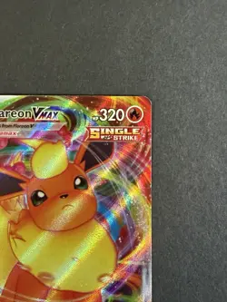 Pokemon TCG Flareon VMAX Full Art Evolving Skies 18/203 - Image 4