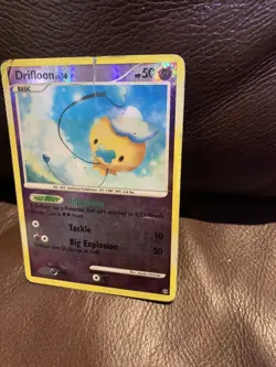 Pokemon TCG Drifloon SHINY SH1 Stormfront Diamond & Pearl era (DMG) - Image 3