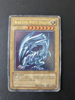 Yugioh Blue-Eyes White Dragon SDK-001 Ultra Rare HP - Image 1