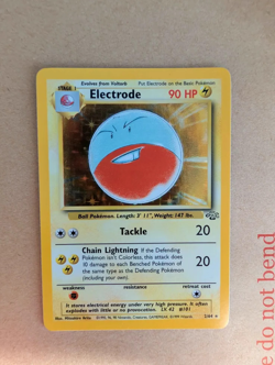Electrode 2/64 Jungle Holo 1999 Pokemon Card - AI Grade 9 (PokeGrade) - Image 1
