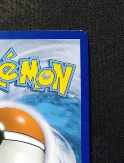 2018 POKEMON SUN & MOON LOST THUNDER SECRET #227 FULL ART/LUGIA GX - Image 4