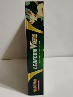Sealed Pokemon TCG Leafeon VSTAR Special Collection Box Promo - Image 4