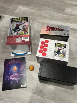MTG MARVEL SPIDER-MAN COLLECTOR GIFT BUNDLE OMEGA BOX OPENED ! NO CARDS ! MAGIC - Image 1