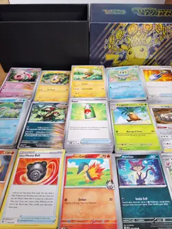 Pokemon TCG Cards Bulk Bundle Job Lot x1000 Commons/Uncommons Mixed Sets - Image 1