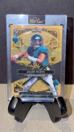Jalen Hurts Gold #1/1 King of Hearts Very RARE Wild Card - (2026) Eagles (QB) - Image 2