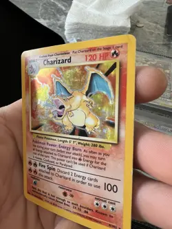 Pokemon Charizard 4/102 Holo Rare Base Set Unlimited 1999 WOTC Vintage TCG Card - Image 2