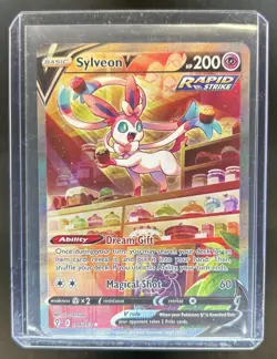 2021 Pokemon SWSH Evolving Skies Sylveon V #184/203 - Image 1