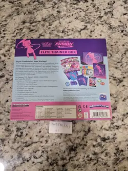 Pokemon TCG - Fusion Strike - Elite Trainer Box (ETB) - Sealed, Brand New - Image 2