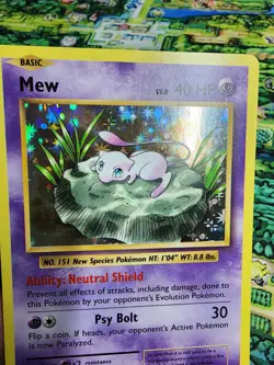 The Pokemon Company Mew 53/108 Evolutions Holo Rare Basic LP-NM - Image 2