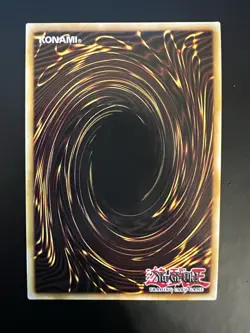 Yu-Gi-Oh! Blue-Eyes White Dragon DPBC-EN016 Ultra Rare 1st Ed Battle City Konami - Image 2