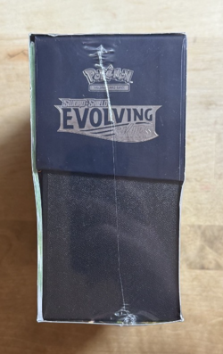 Pokemon TCG SWSH Evolving Skies Pokemon Center Elite Trainer Box ETB Sealed - Image 3