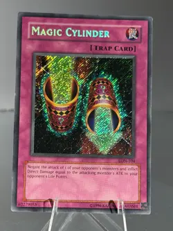 YuGiOh! MAGIC CYLINDER Secret Rare LON-104 - Image 1