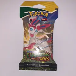 Pokemon Sword & Shield—Evolving Skies Booster Pack Sylveon 10 Cards English - Image 1