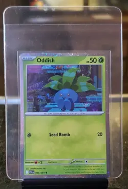 COSMOS HOLO - Oddish, Gloom & Vileplume Phantasmal Flames Pokemon TCG Lot (3) - Image 2