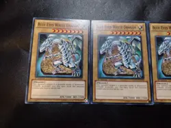 3x Blue-Eyes White Dragon SDDC-EN004 Common Yugioh Card Playset MP - Image 2