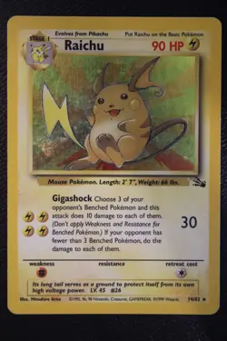 LP Pokemon TCG Raichu Fossil Holo Rare Unlimited Card 14/62 English 1999 - Image 1