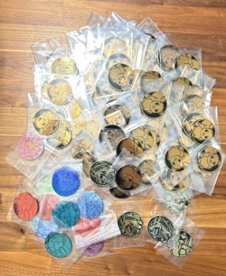 Pokemon TCG Coin Lot 106 Eevee Charizard Holo/Glitter Bulk 💎 - Image 1