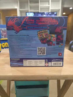 Pokemon TCG Sword & Shield Darkness Ablaze ETB Elite Trainer Box Factory Sealed - Image 4