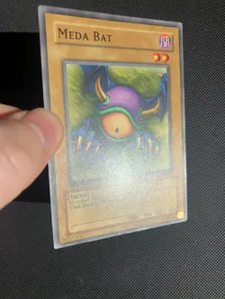 Yugioh! Meda Bat LOB-083 1st Edition NA English Vintage - Image 2