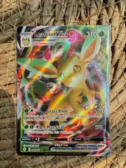 Pokemon Leafeon VMAX 008/203 Ultra Rare Evolving Skies Holo Card - Image 1