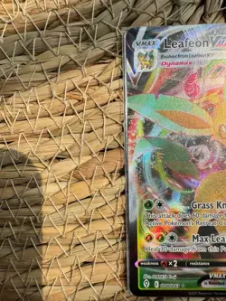 Pokemon Leafeon VMAX 008/203 Ultra Rare Evolving Skies Holo Card - Image 4