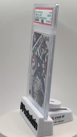 2025 ONE PIECE PROMOS DODGERS X ONE PIECE NIGHT #010 MONKEY D. LUFFY PSA 10 - Image 2