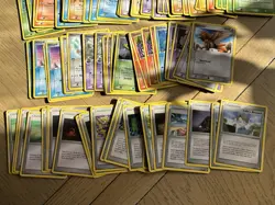 Pokemon TCG 2006 Crystal Guardians Job lot Bulk Bundle 110 Cards - Image 3